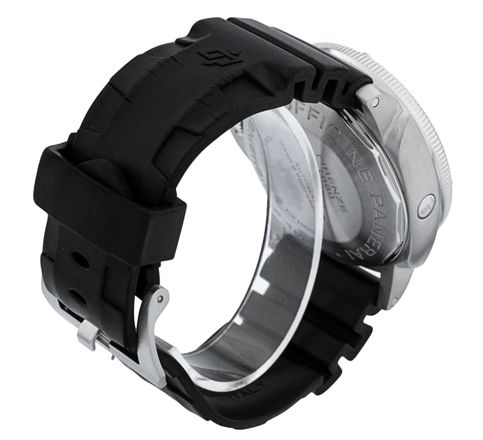 Panerai Luminor Submersible PAM00243 Image 3